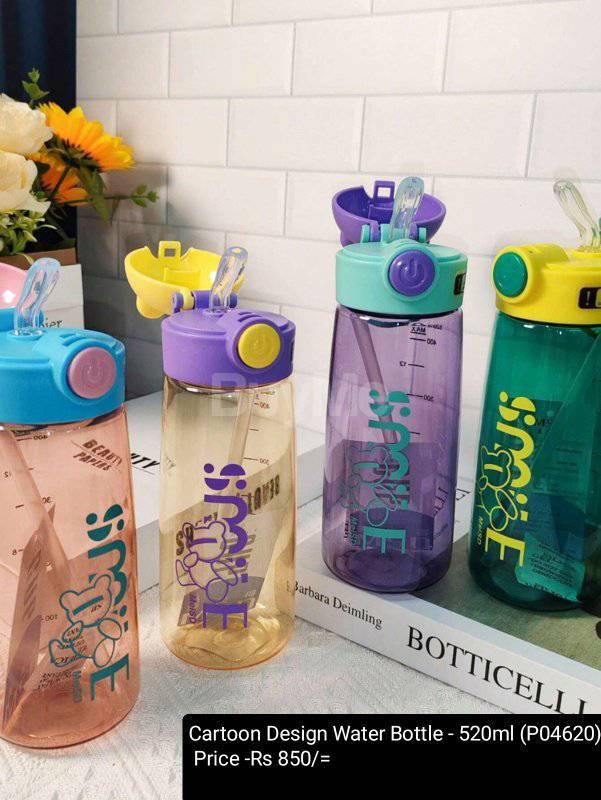 CARTOON DESIGN WATER BOTTLE - 520ML