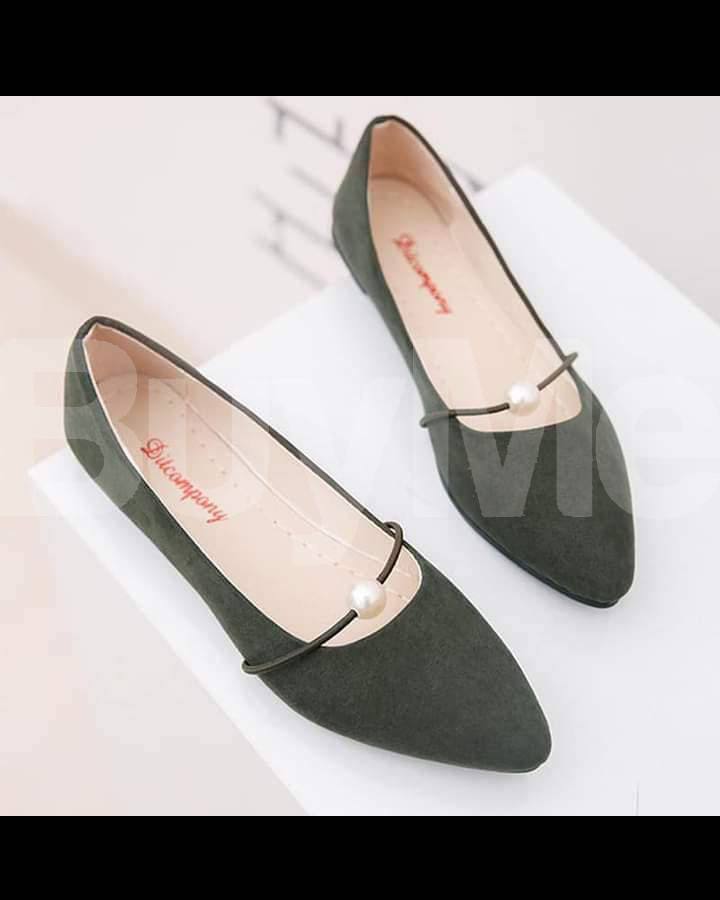 FLAT COAT SHOES - BLACK