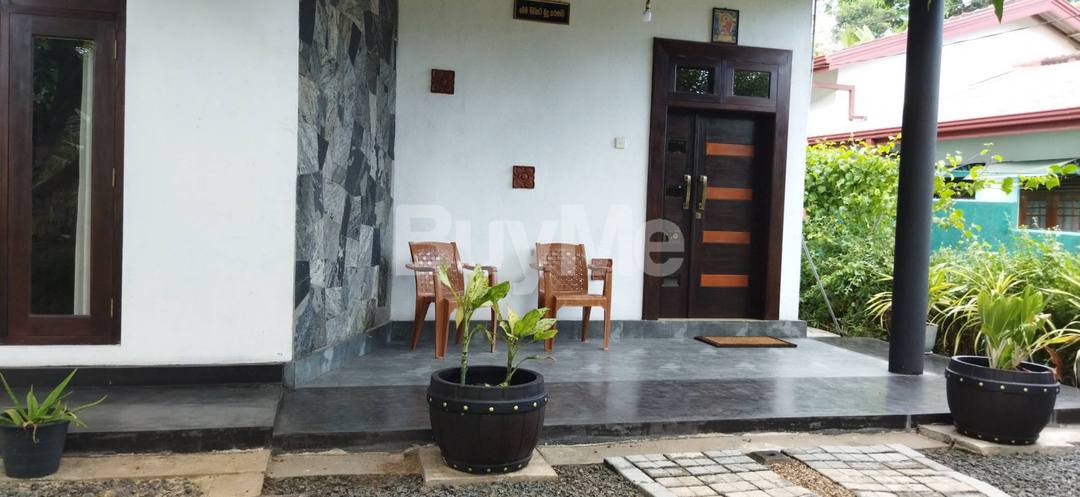 HOUSE / VILLA FOR SALE IN MIRISSA
