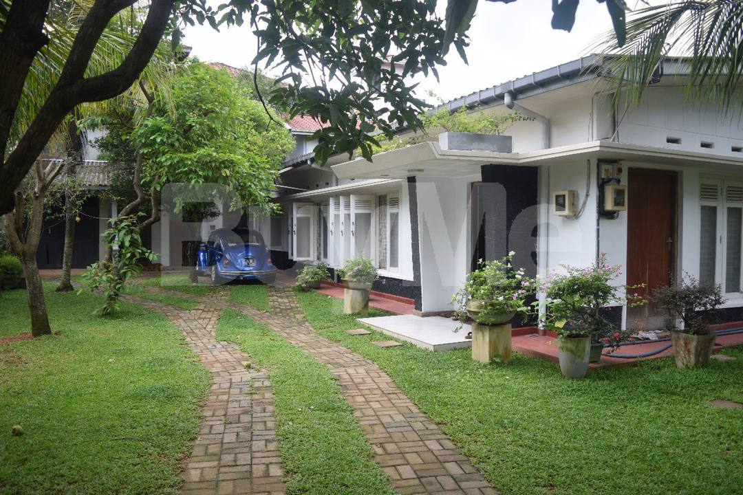 HOUSE FOR SALE AT MAHARAGAMA