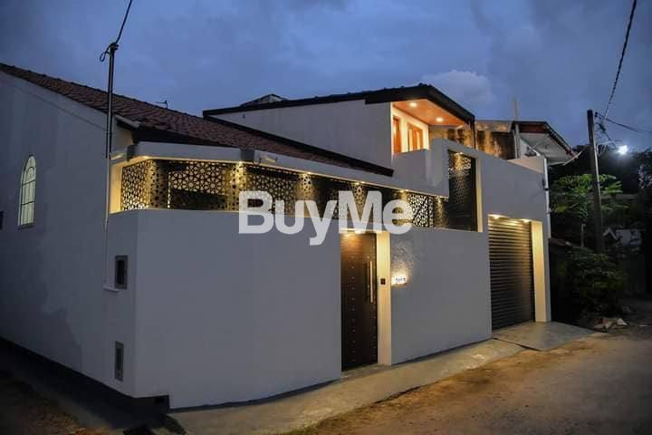 TWO STORY HOUSE FOR SALE IN DEHIWALA