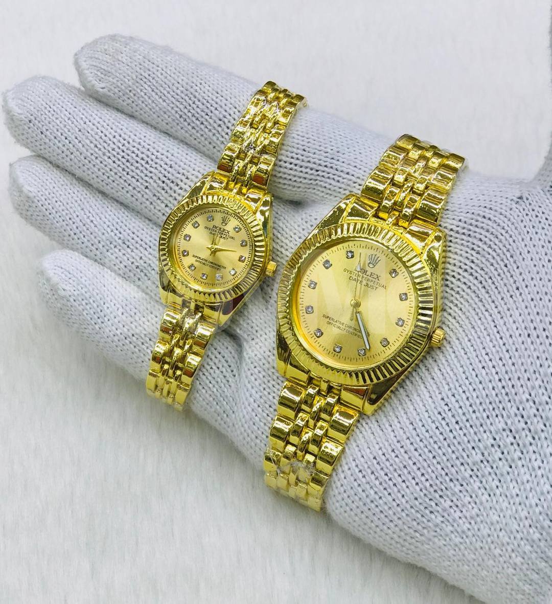 COUPLE WATCH - GOLD