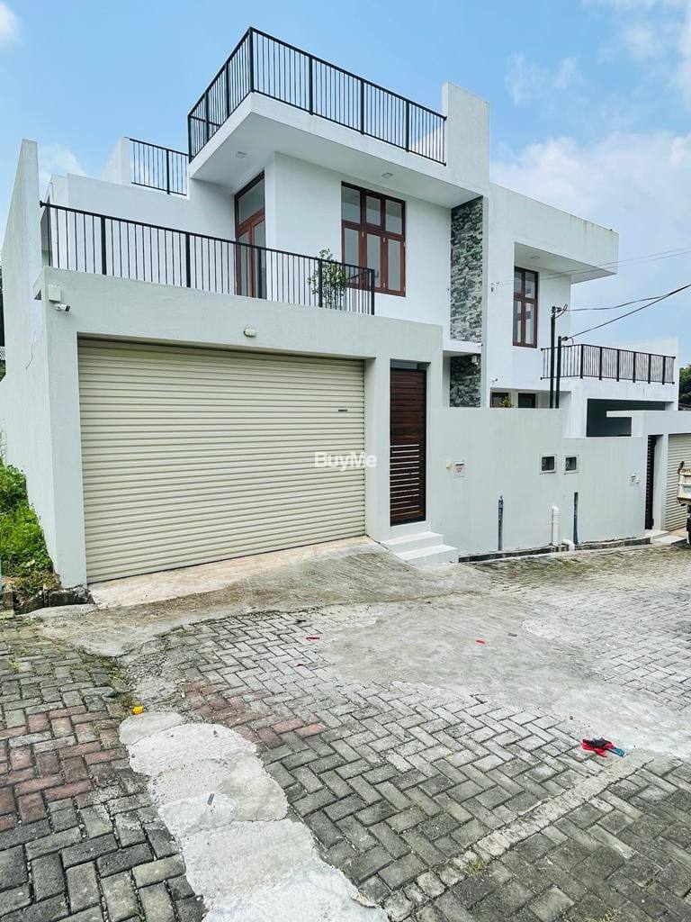 BRAND NEW LUXURY HOUSE FOR SALE IN KOTTAWA MALABE