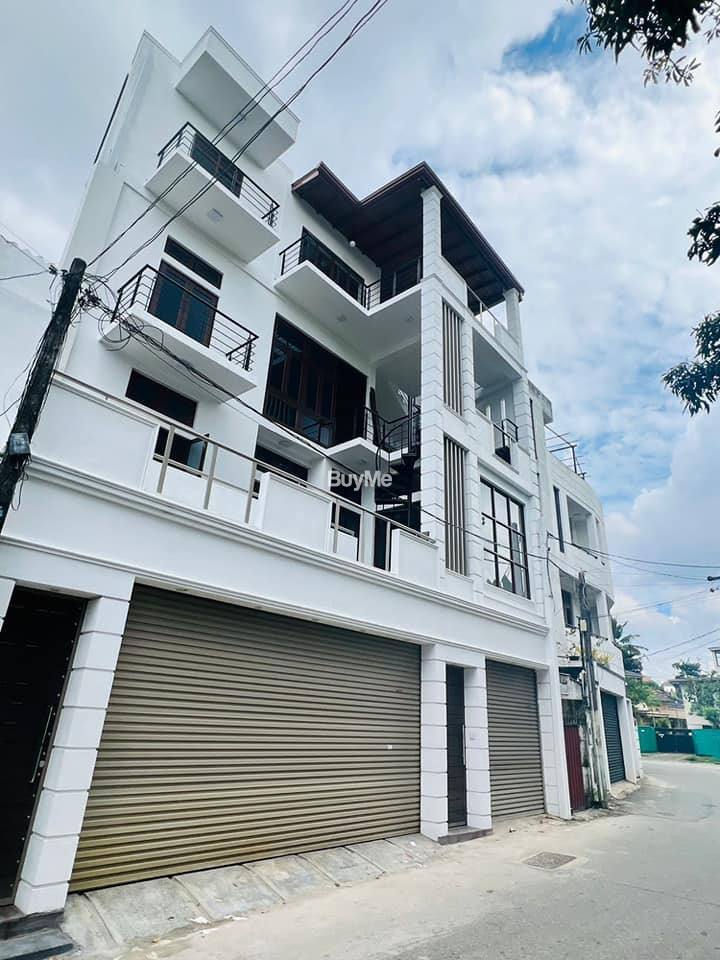 2 STORY HOUSE FOR RENT IN RAJAGIRIYA