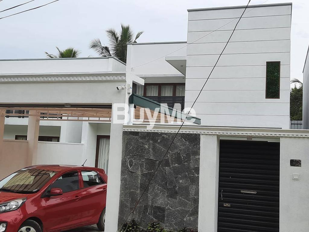 TWO STORY HOUSE FOR SALE IN ATHURUGIRIYA