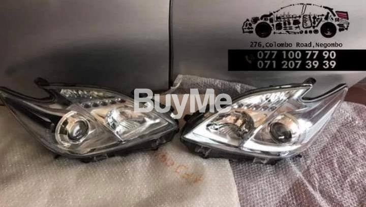HEADLIGHT - TOYOTA PRIUS W30
