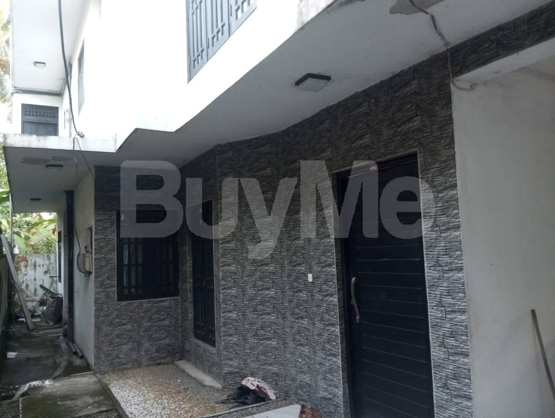 VALUABLE 3 STORY HOUSE FOR SALE IN THALAWATHUGODA KALALGODA