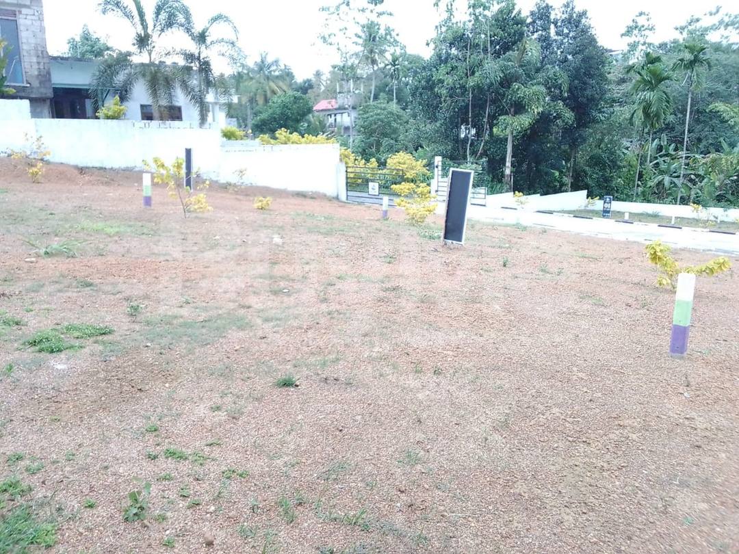 LAND FOR SALE IN THALAWATHUGODA - NOTTING HILL BY SAVI LANDS