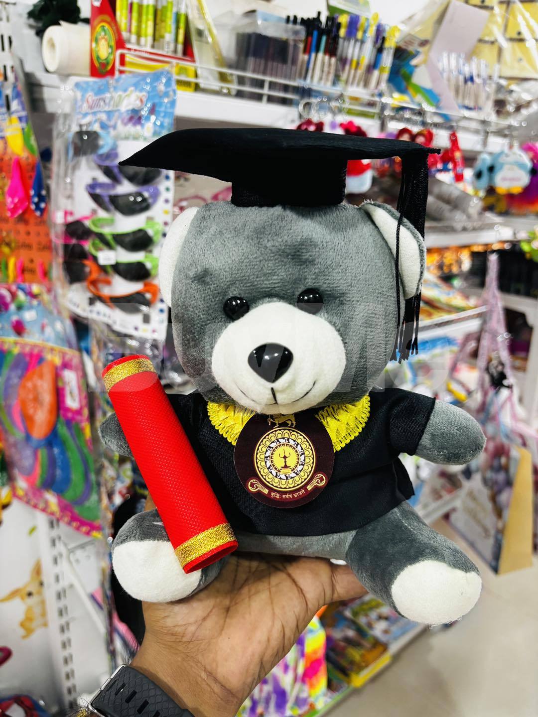 GRADUATION TEDDY BEAR DESIGN (24CM) - ASH