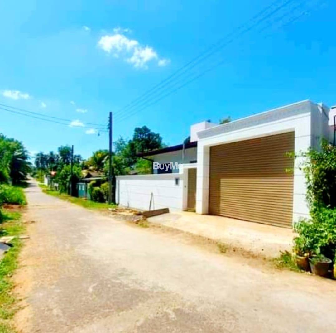 BRAND NEW SINGLE STOREY HOUSE FOR SALE IN HOMAGAMA