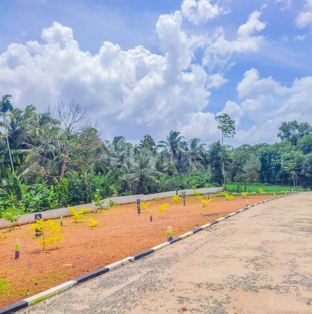 LAND FOR SALE IN THALAWATHUGODA - NOTTING HILL BY SAVI LANDS