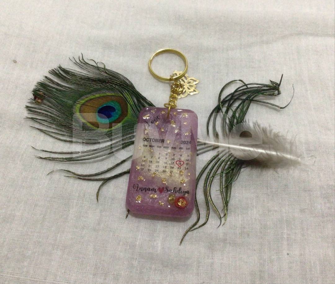 SAVE THE DATE RESIN KEY TAG
