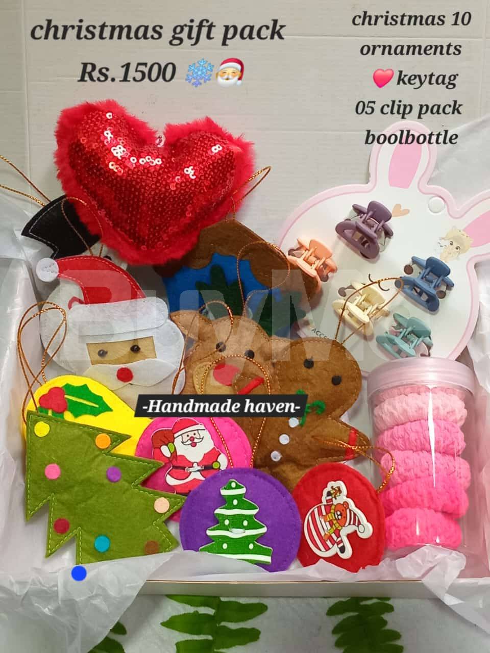 CHRISTMAS GIFT PACK