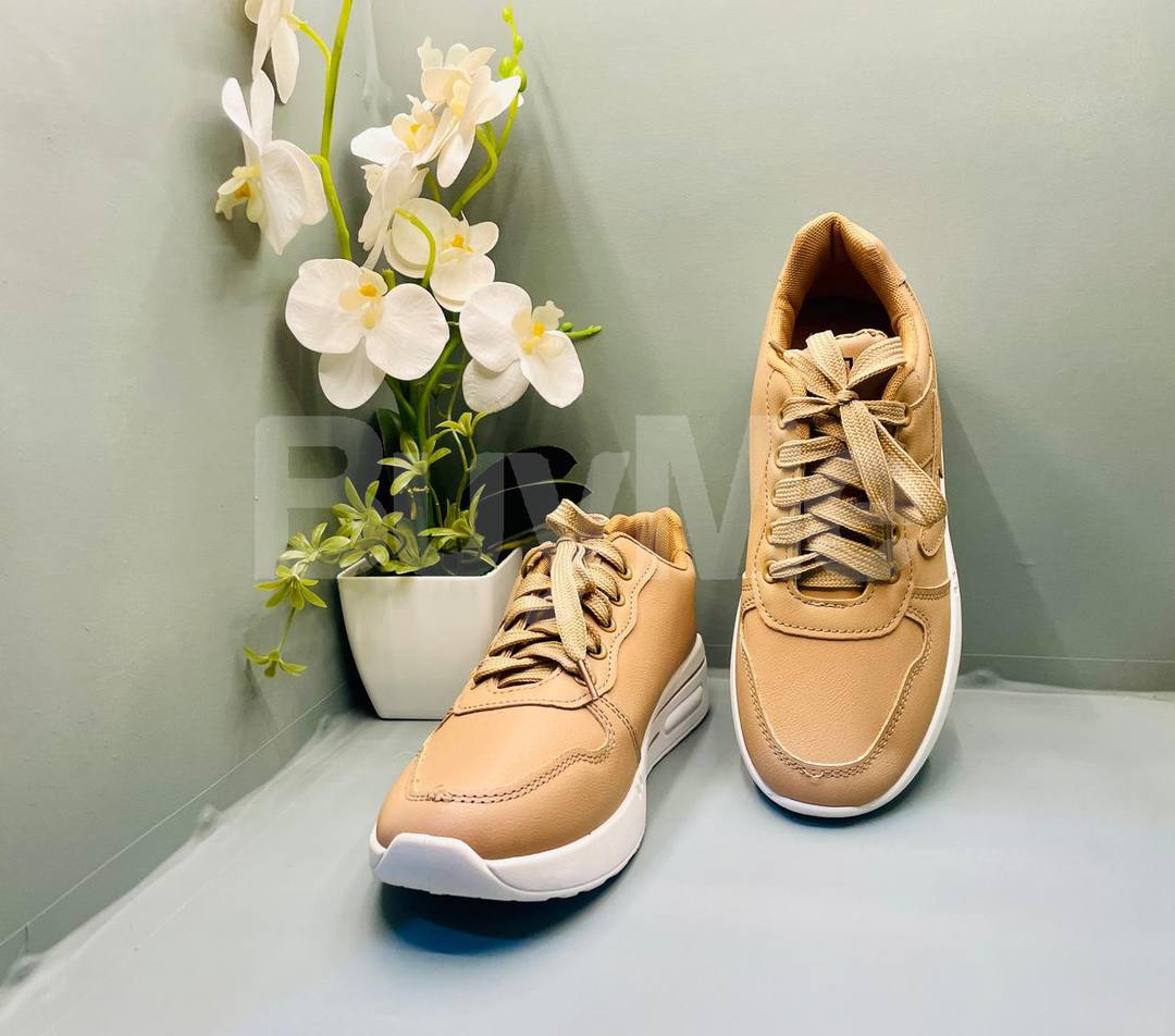 LADIES SHOES BROWN