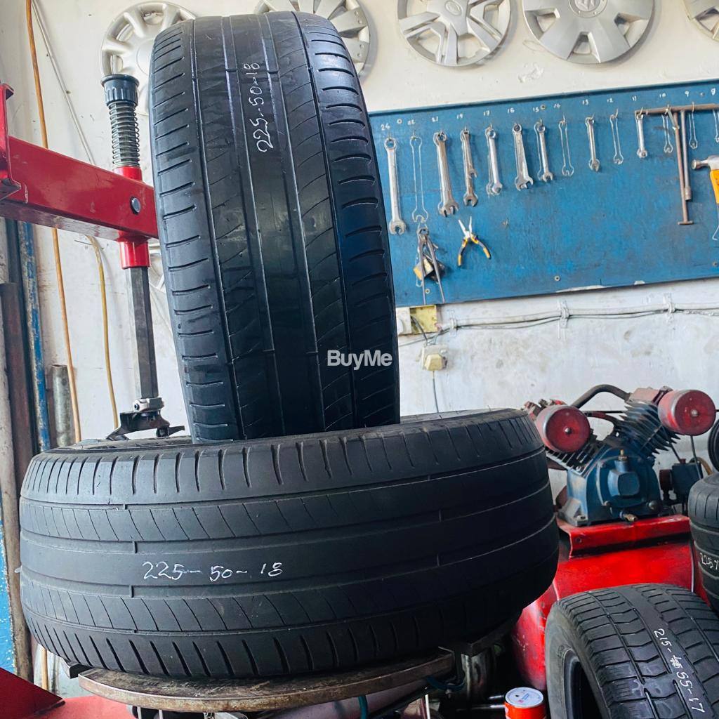 USED TYRE HONDA VEZEL 225 - 50 - 18