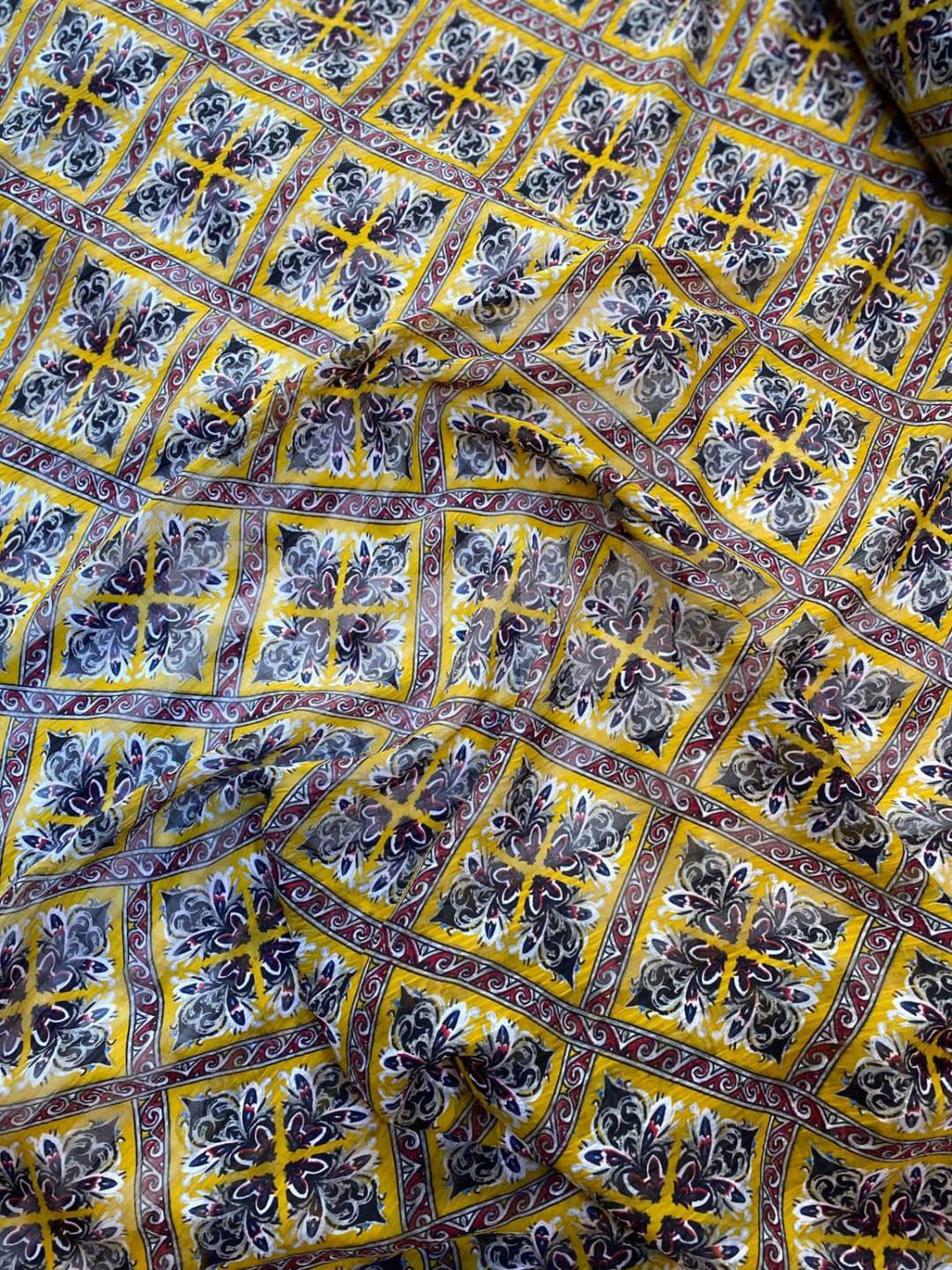 FABRIC CLOTHING DESIGN FOR LADIES