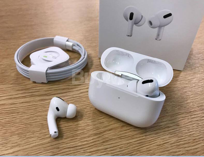 AIR POD PRO (WHITE) FOR SALE