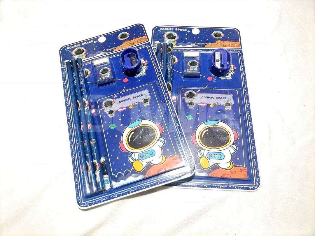 STATIONERY SET 6 IN 1 - COSMIC SPACE THEME