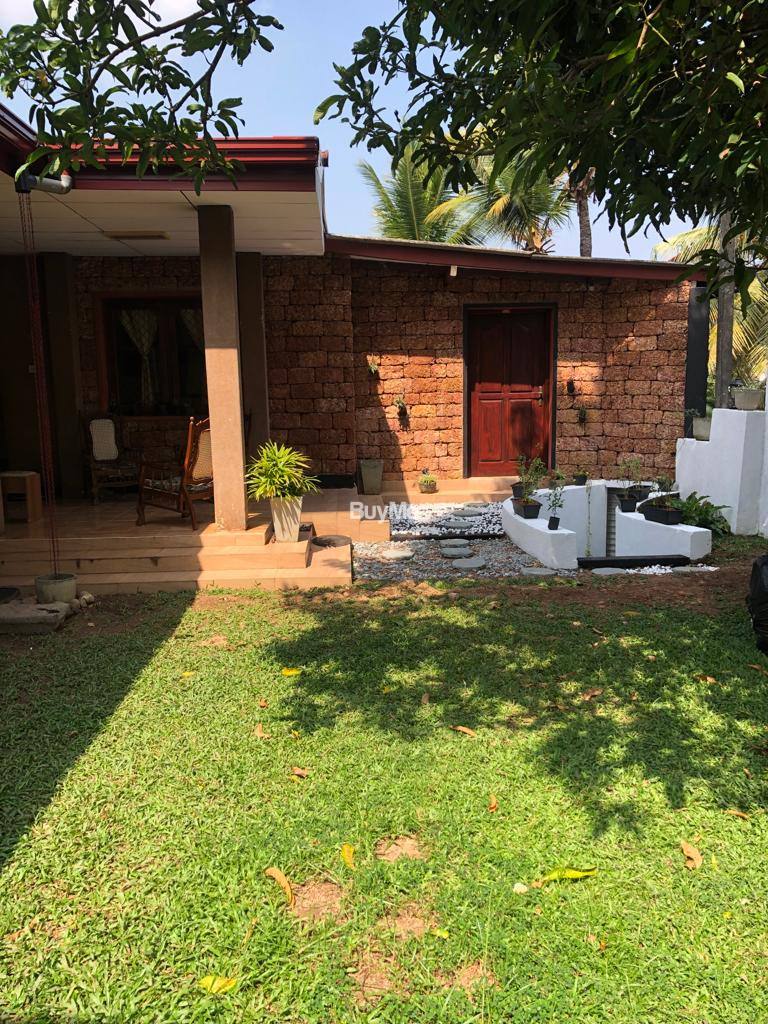 HOUSE FOR SALE IN RAJAGIRIYA
