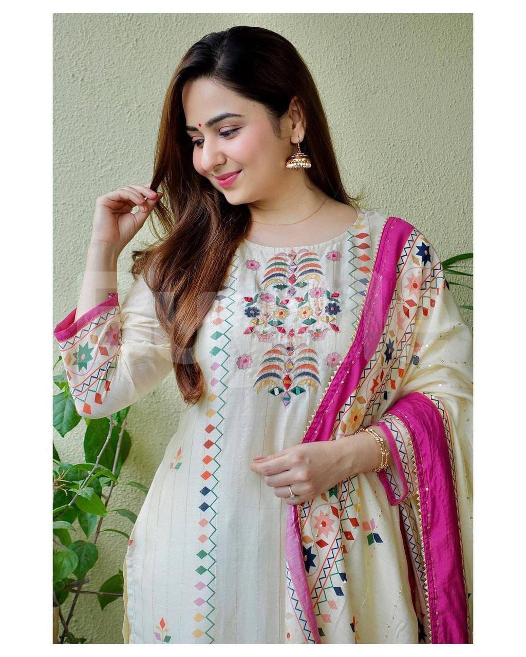 DIGITAL PRINT HIT KURTI, PANT & DUPATA - PINK BOADER