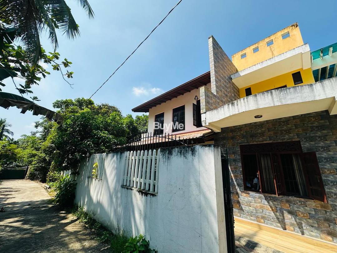 Newly Built Luxury 2 story house for sale in Kadawatha (S311)