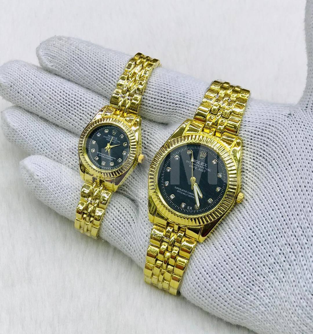 COUPLE CHAIN WATCHES