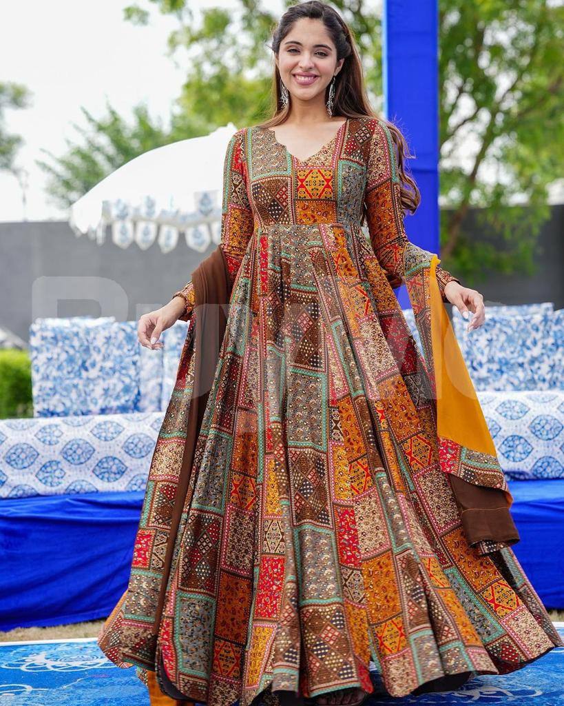 MAXY GOWN WITH DUPATTA