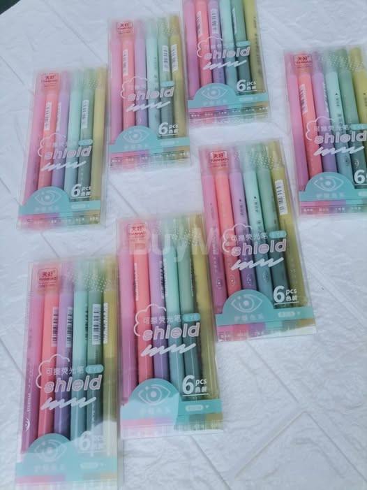 ERASABLE HIGHLIGHTER SET