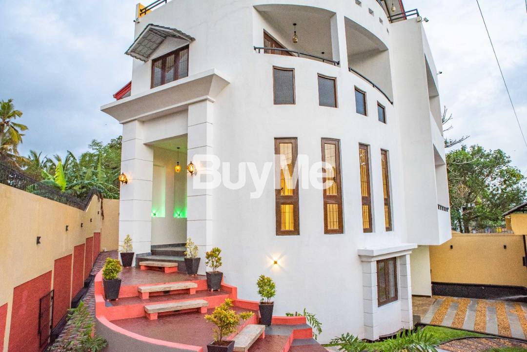 HOUSE FOR SALE IN PILIYANDALA