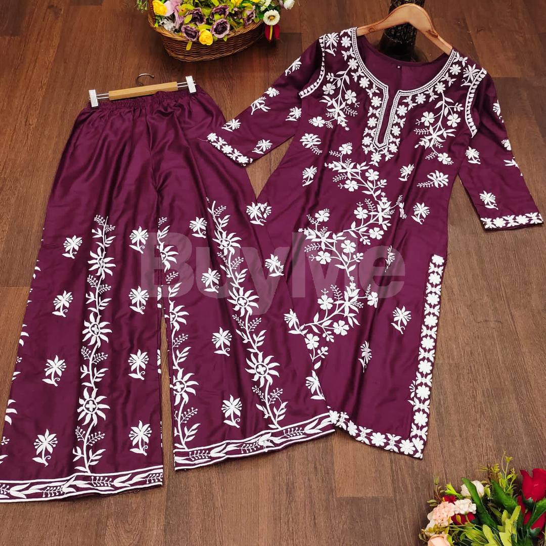 KURTI HEAVY RAYON COTTON FABRIC WID CHICKEN KARI STYLE