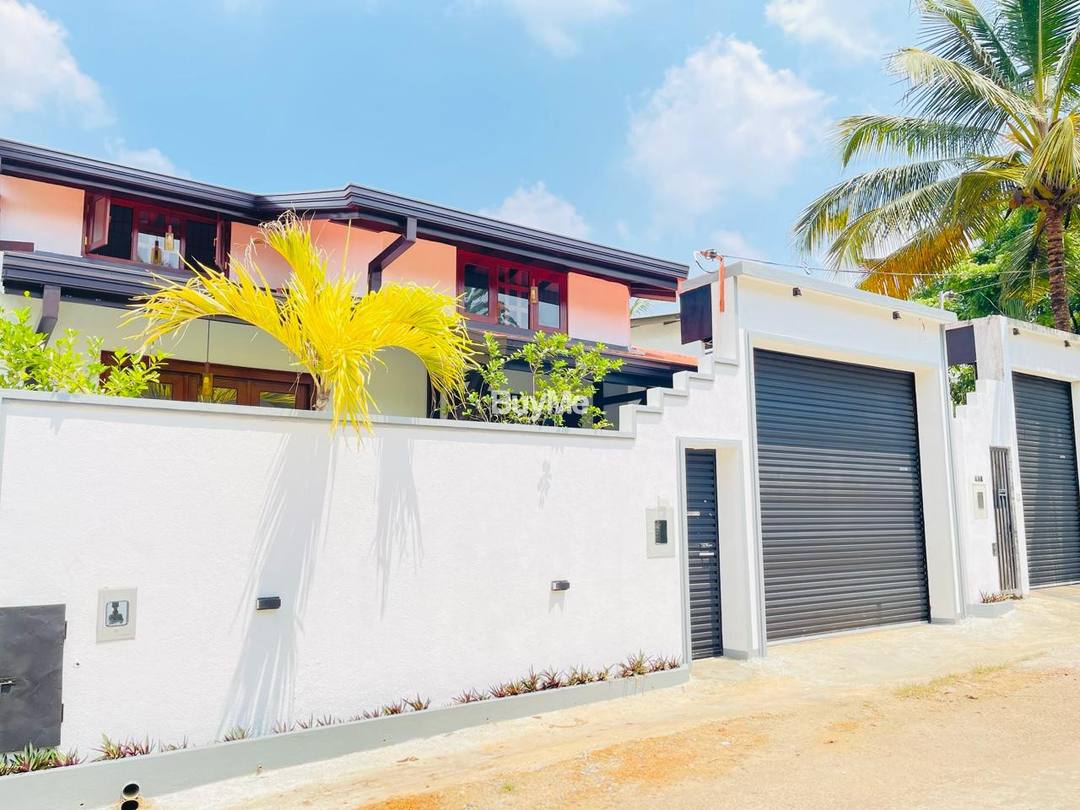 BRAND NEW HOUSE FOR SALE IN ATHURUGIRIYA, RANSIREUYANA ROAD