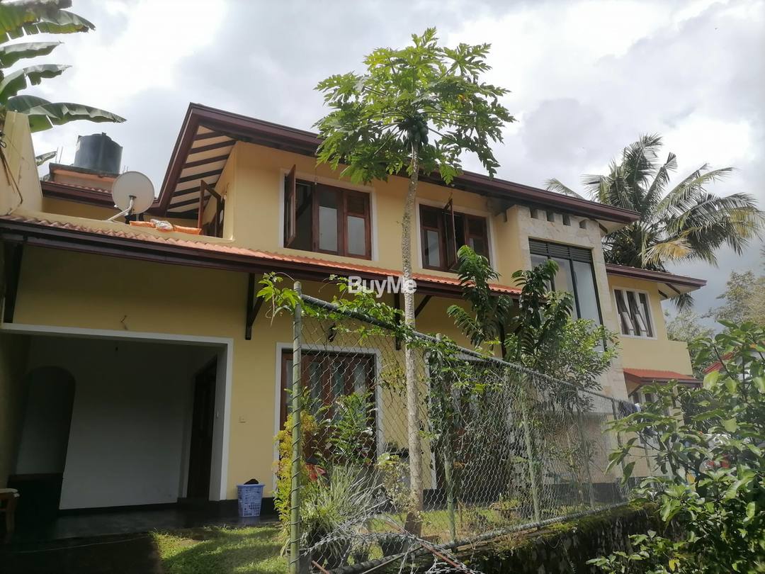 LUXURY HOUSE AVAILABLE FOR SALE IN KANDY - WATAPULUWA