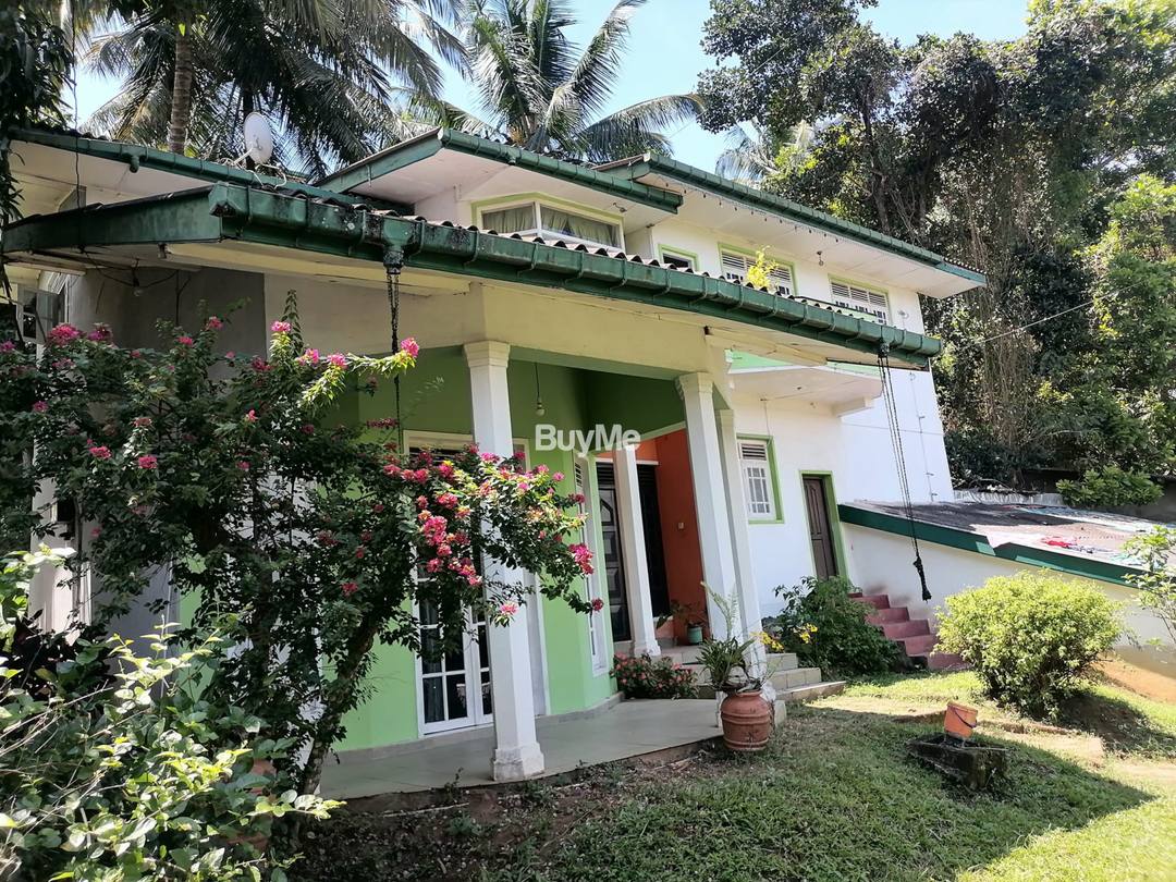 VALUABLE LAND AND HOUSE AVAILABLE FOR SALE IN KANDY - PALLEKALE