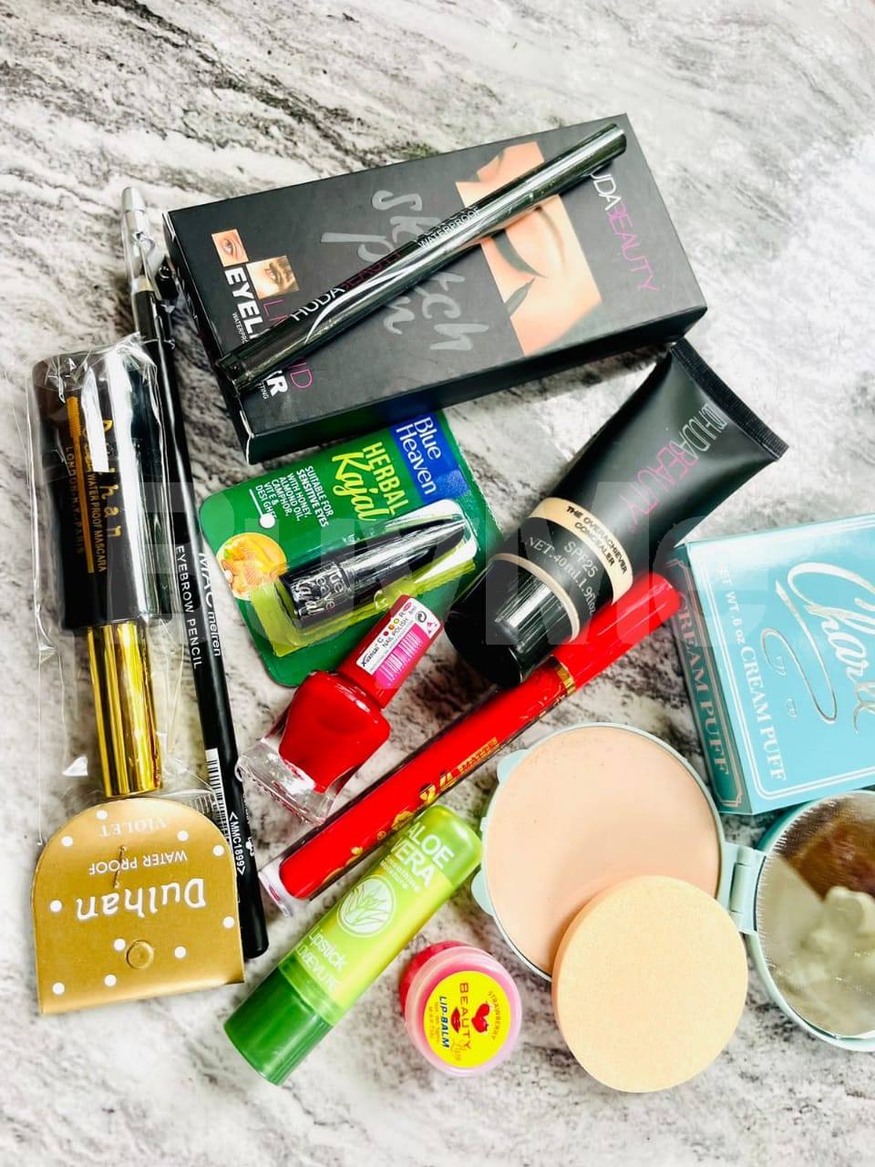 ALL IN ONE MAKEUP PACK