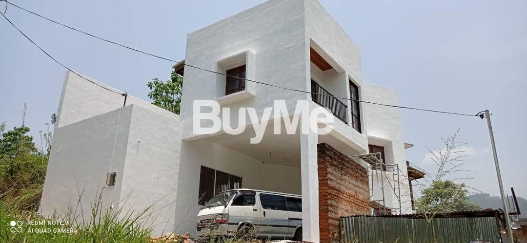 BRAND NEW HOUSE AVAILABLE FOR SALE IN KANDY. PERADENIYA, KALUGAMUWA