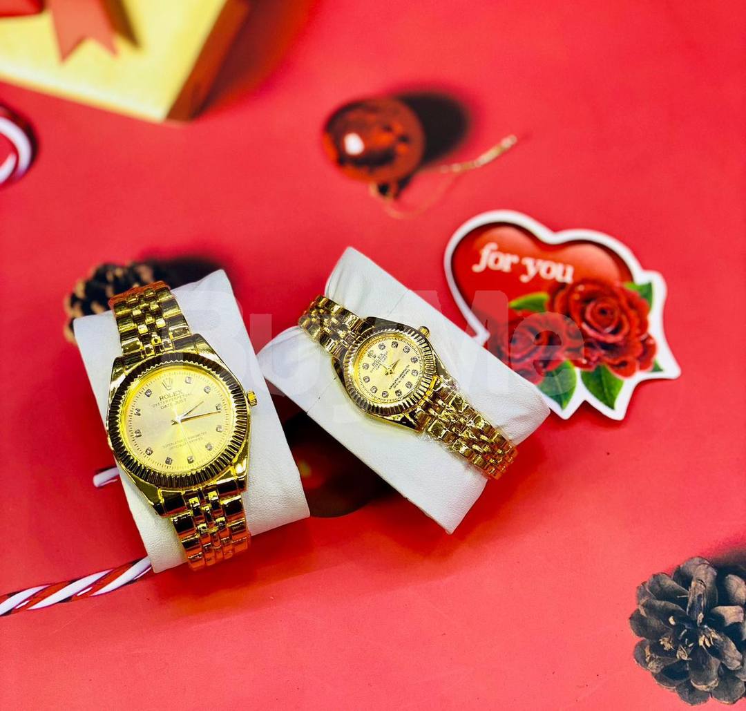 COUPLES WATCH - GOLD