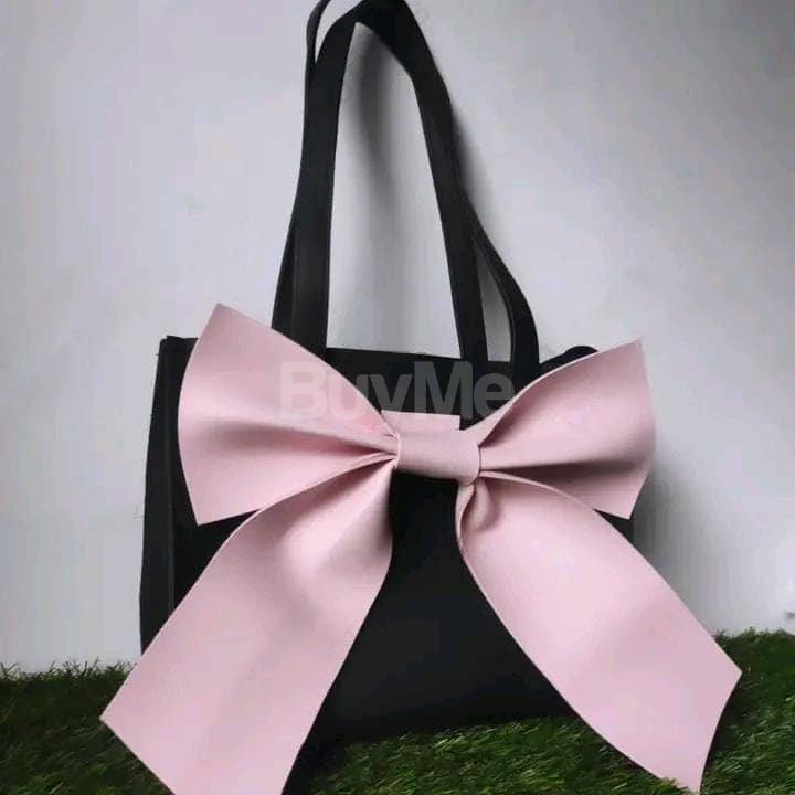 HANDBAG DESIGN WITH BOW FOR LADIES