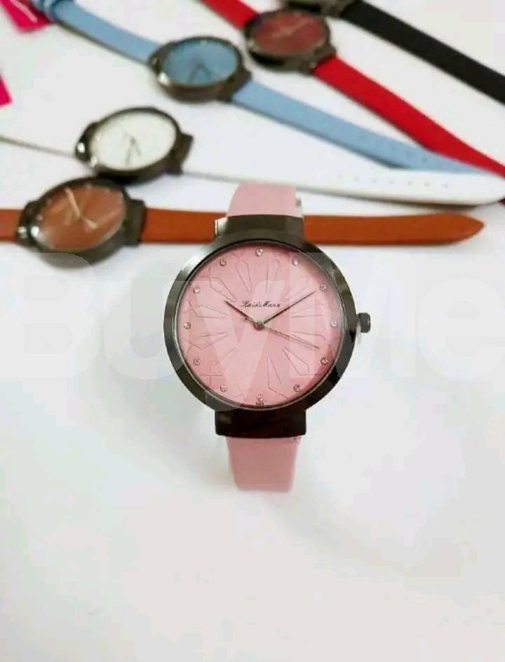 LADIES WATCH