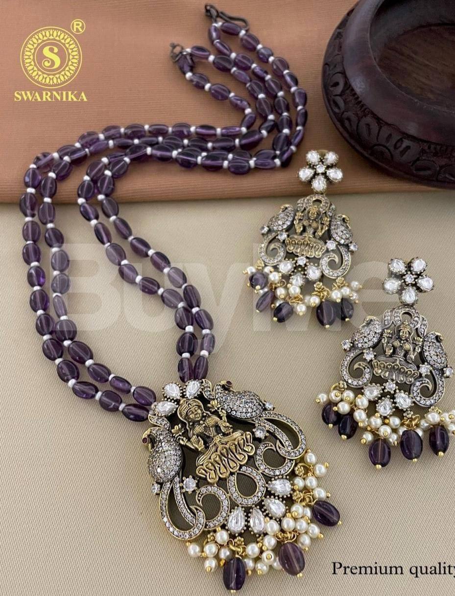 VICTORIAN NECKLACE