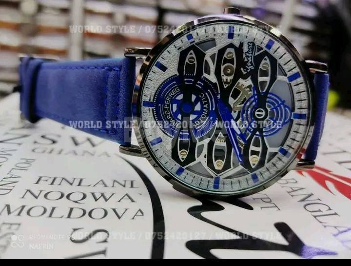 GENTS BELT WATCH