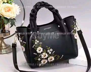 BLACK IMPORTED HAND BAG