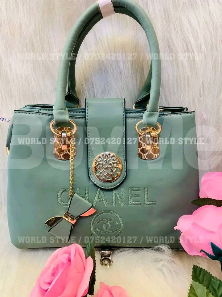 LEATHER MATERIAL HANDBAGS