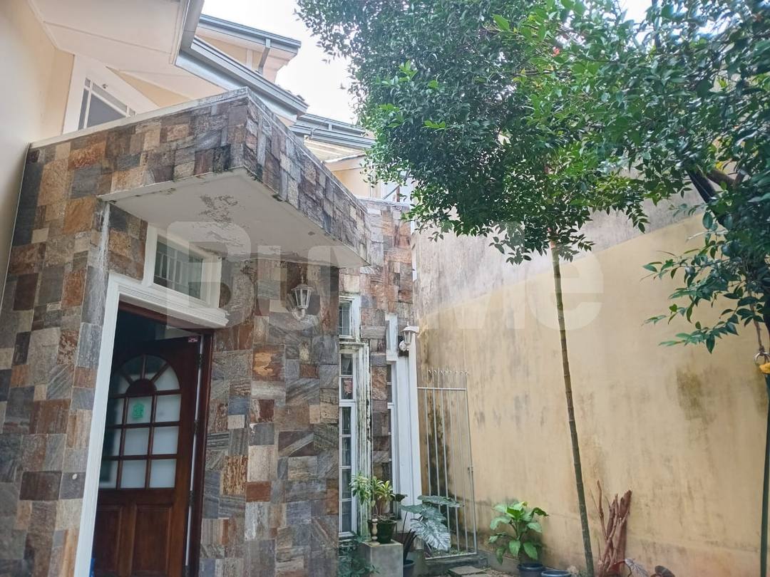 TWO STORY HOUSE FOR SALE IN KOSWATTA - BATTARAMULLA