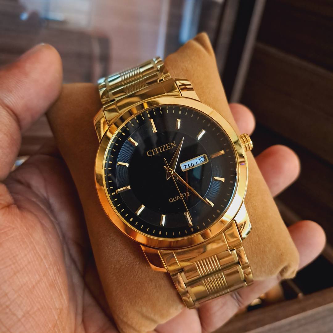 CITIZEN GENTS VIP GOLD SERIES 1 - BLACK DIAL