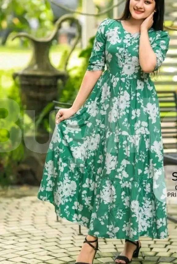 LADIES CLOTHING