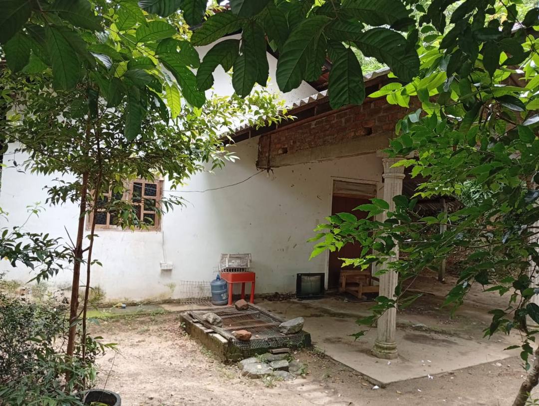 LAND WITH HOUSE FOR SALE IN MONERAGALA