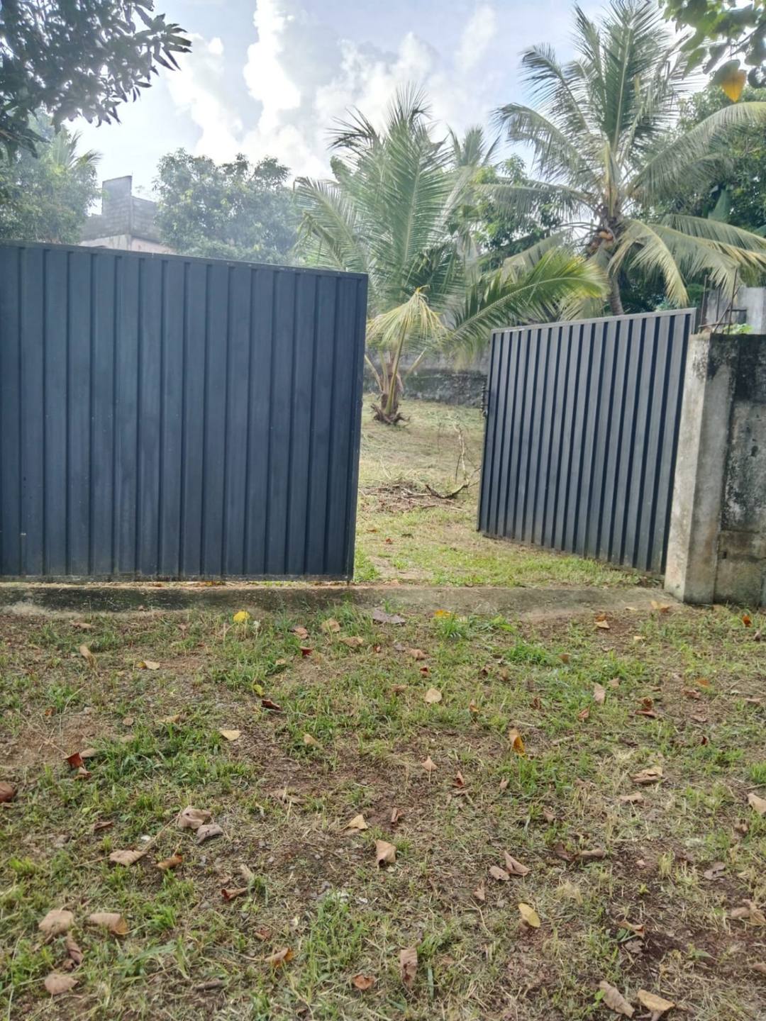 LAND FOR SALE IN BANDARAGAMA