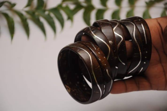 BANGLES DESIGNS FOR LADIES