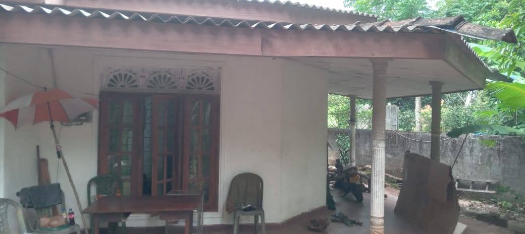 HOUSE FOR SALE IN MINUWANGODA ROAD, YAGODAMULLA