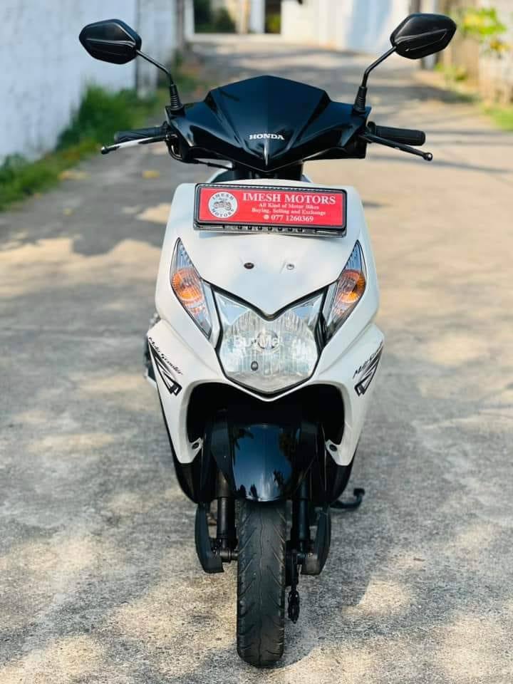 HONDA DIO 2015